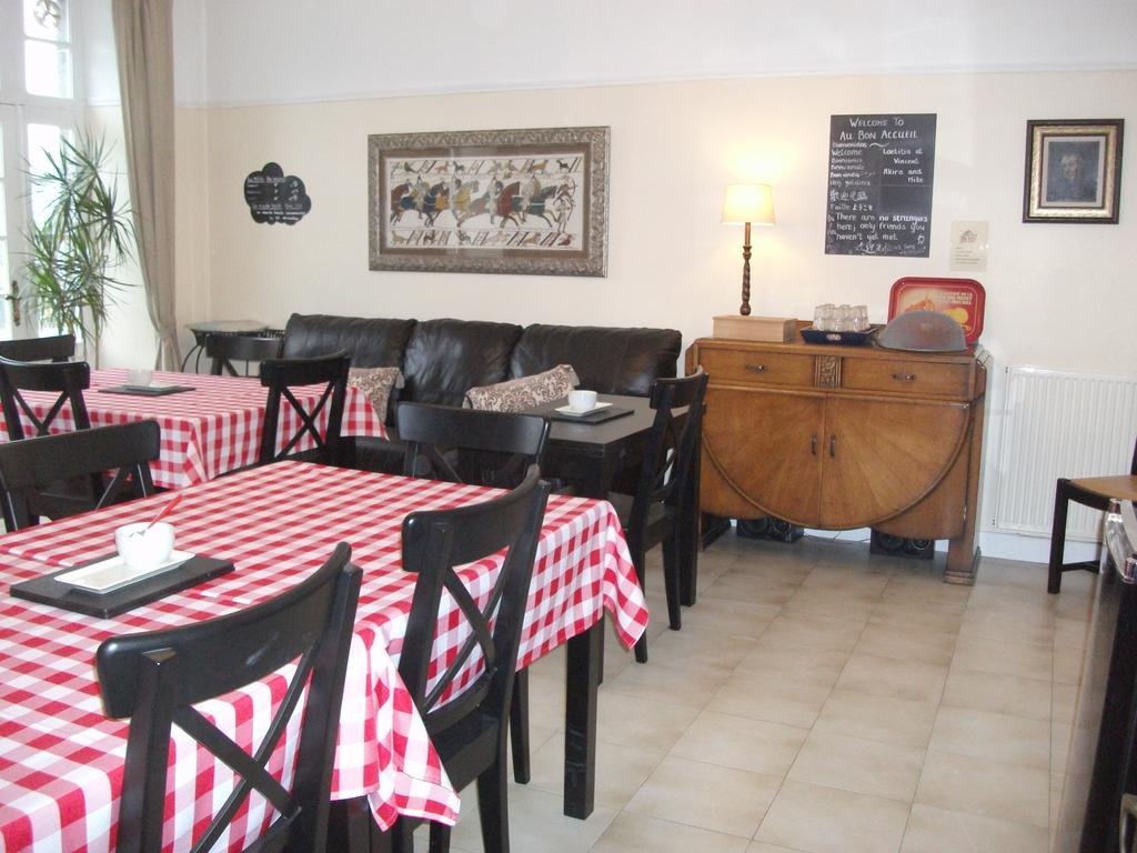 Au Bon Accueil Bed & Breakfast Saint-Marcan Ruang foto