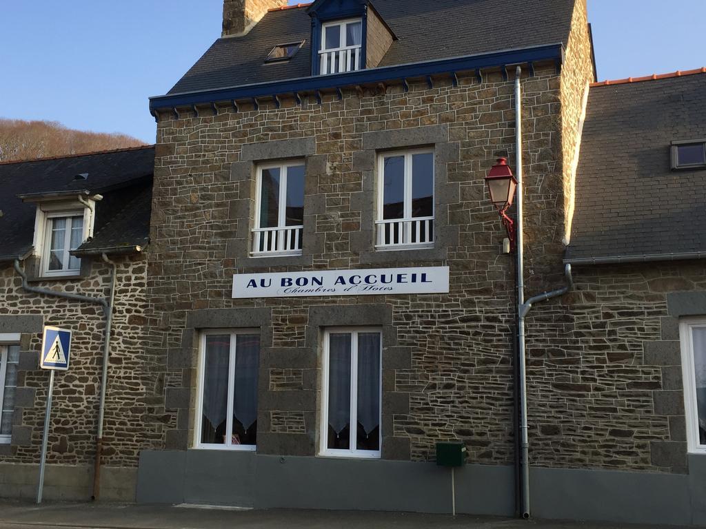 Au Bon Accueil Bed & Breakfast Saint-Marcan Bagian luar foto