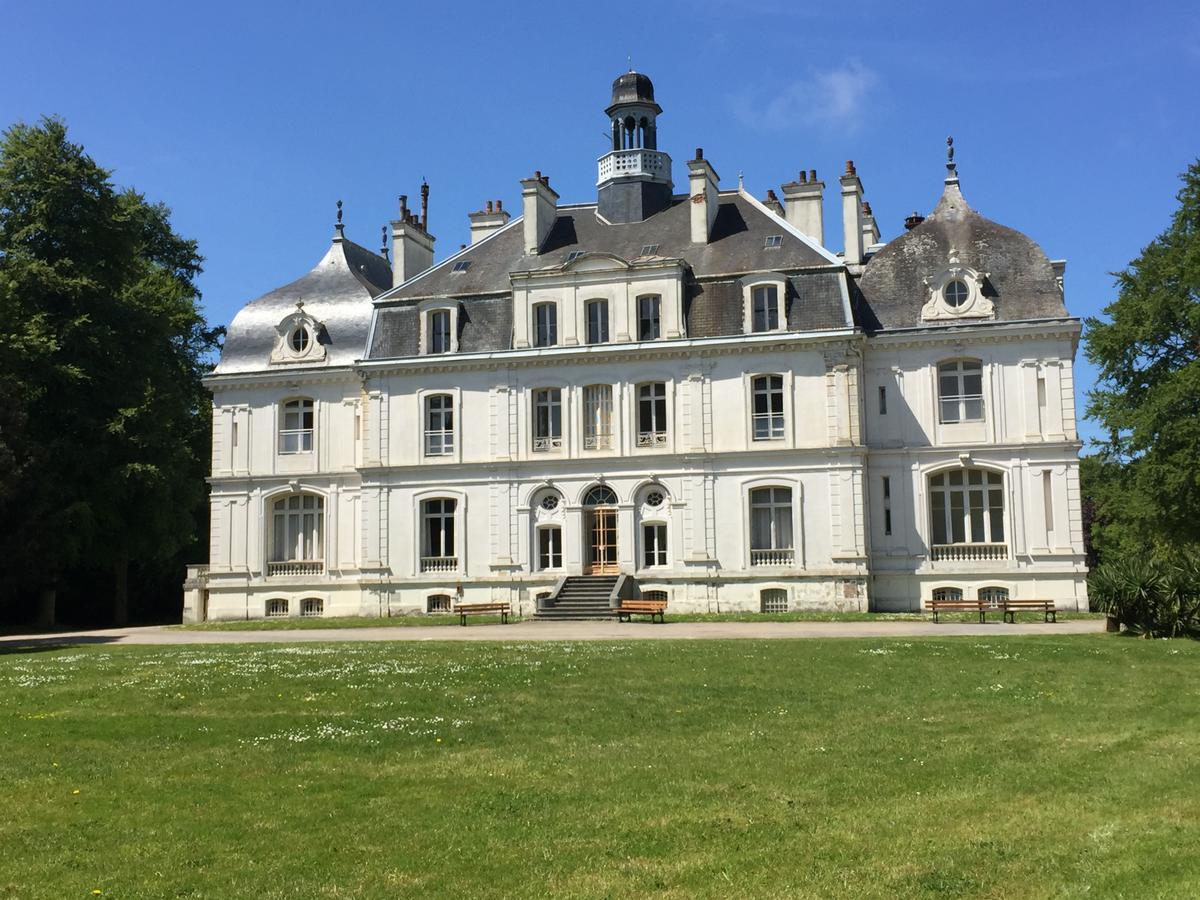 Au Bon Accueil Bed & Breakfast Saint-Marcan Bagian luar foto